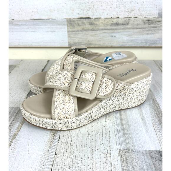 Seychelles Women’s 10 Beige Slip-On Platform Faux Leather Buckle Wedge Sandals - Picture 2 of 9